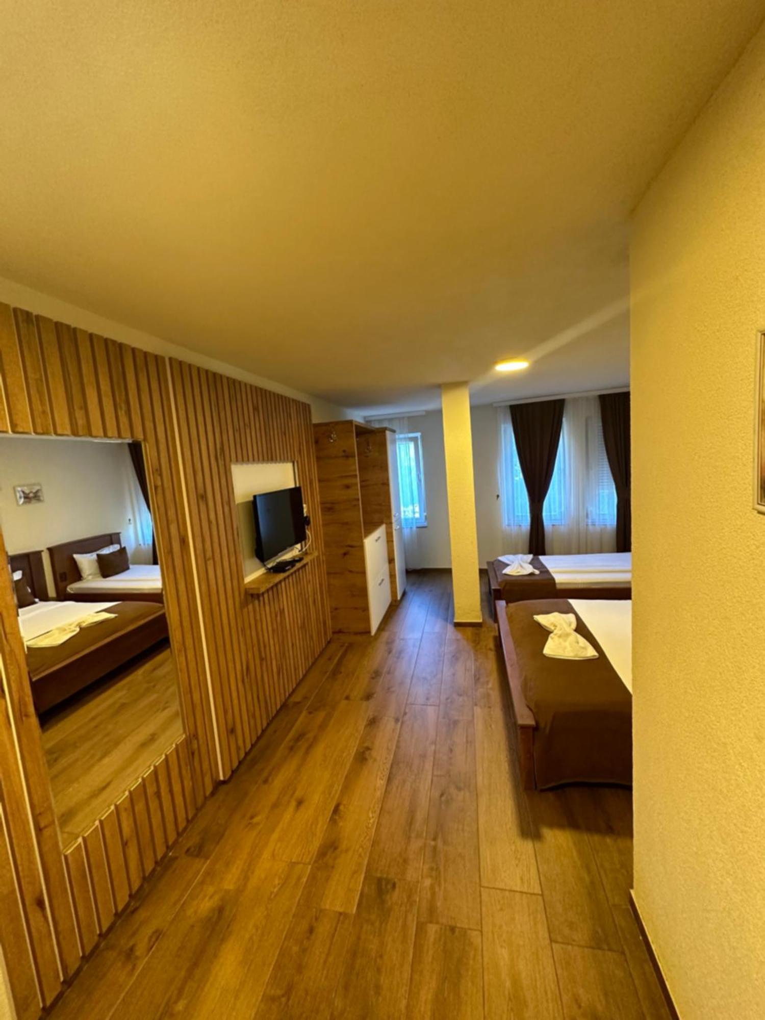 Hotel Panorama Rugove Peje Ngoại thất bức ảnh