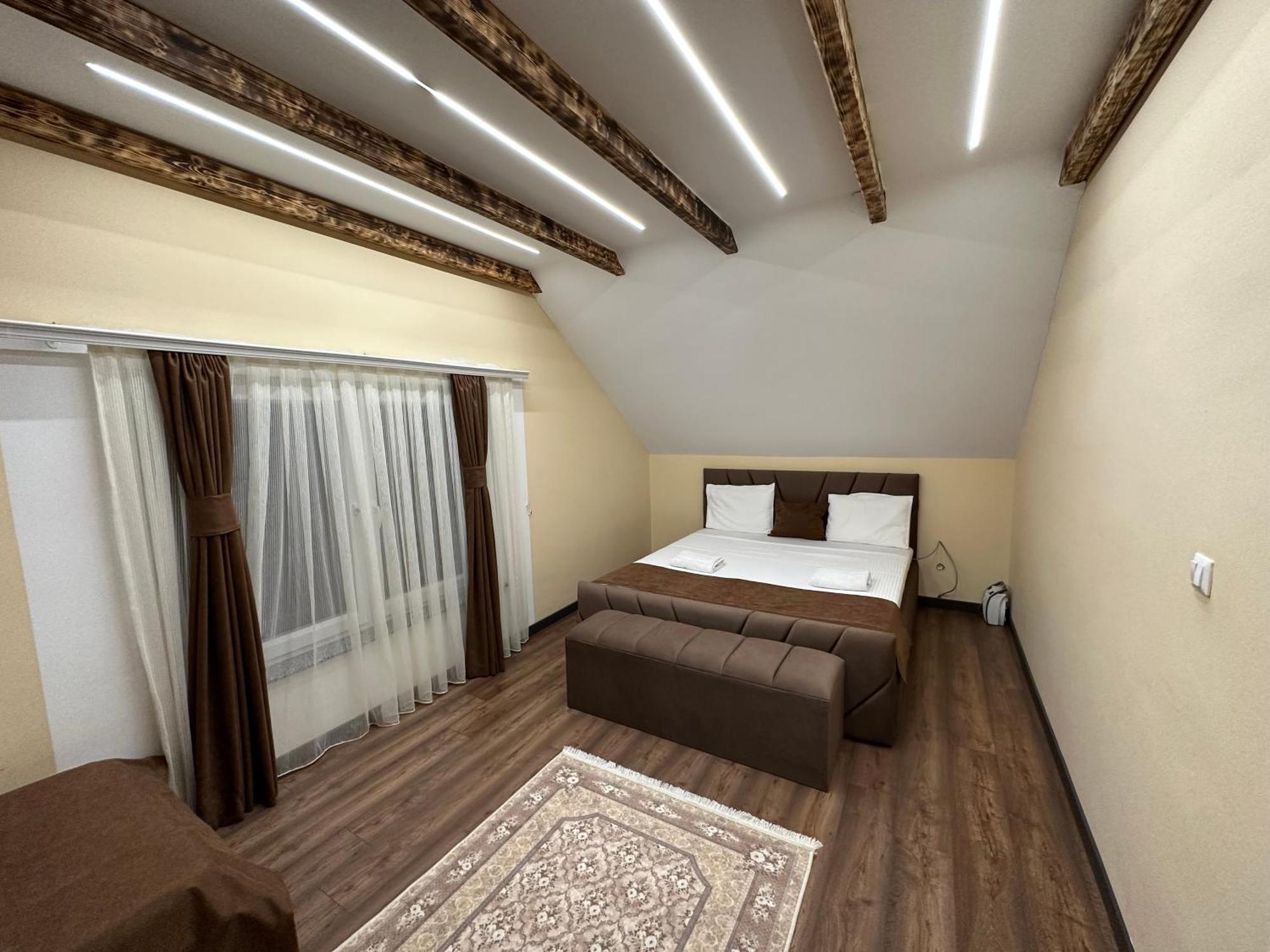 Hotel Panorama Rugove Peje Ngoại thất bức ảnh