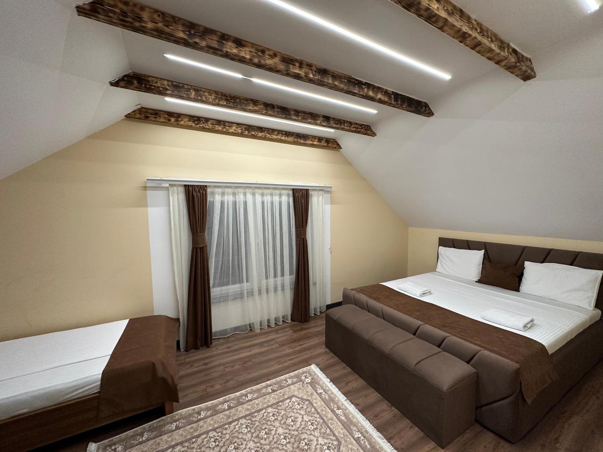 Hotel Panorama Rugove Peje Ngoại thất bức ảnh
