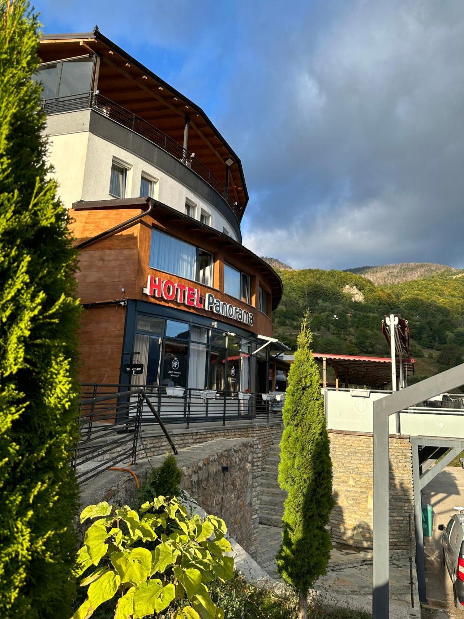 Hotel Panorama Rugove Peje Ngoại thất bức ảnh